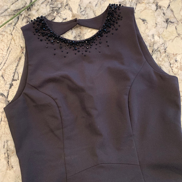 H&M Charcoal Jewel Neck Sleeveless Sheath Dress - Picture 3 of 8